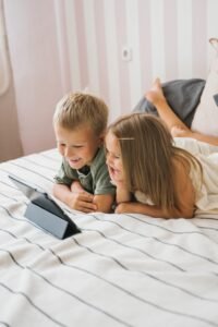 kids having screen time